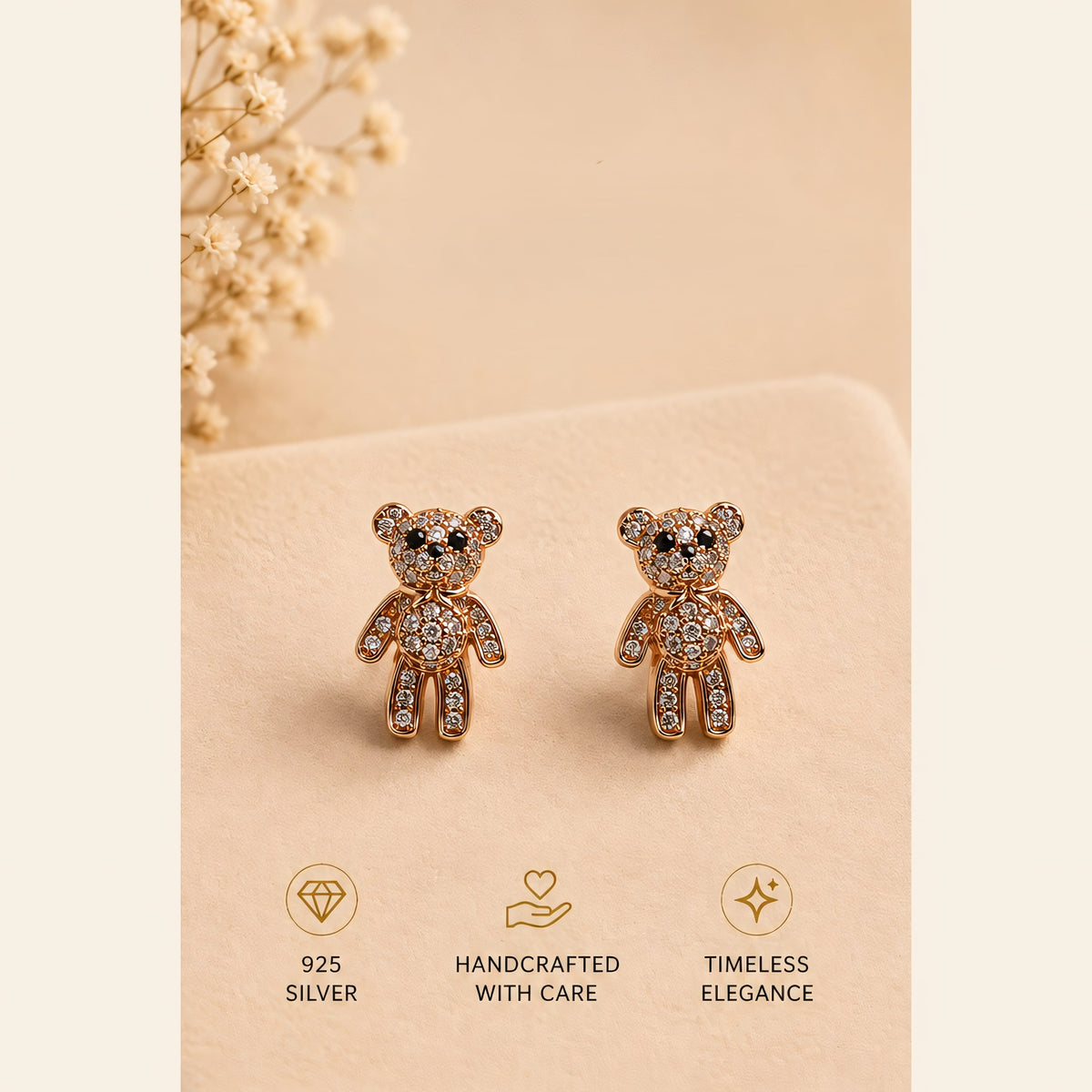 Sparkling teddy bear stud earrings