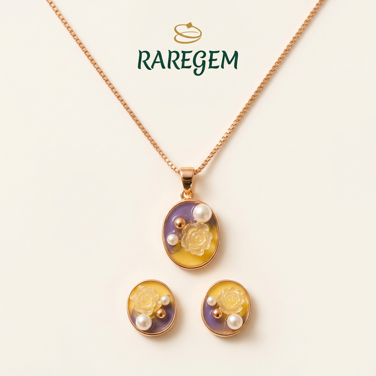 Pearl Bloom Oval Pendant & Earrings Set